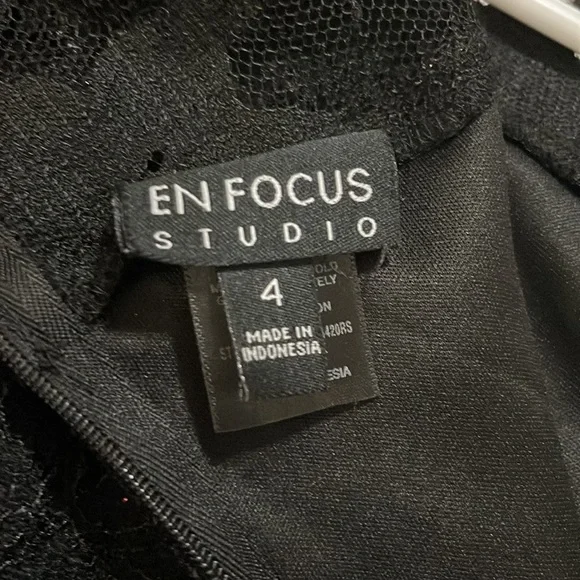 En Focus Studio Women's Black Lace Textured dress size 4 - Picture 7 of 9